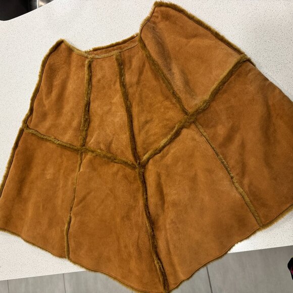 UGG Suede/Fur Poncho Cape Shawl Size S/M - Picture 7 of 8